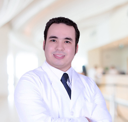 محمد نور - اخصائي جراحة الاسنان وجه وفكين